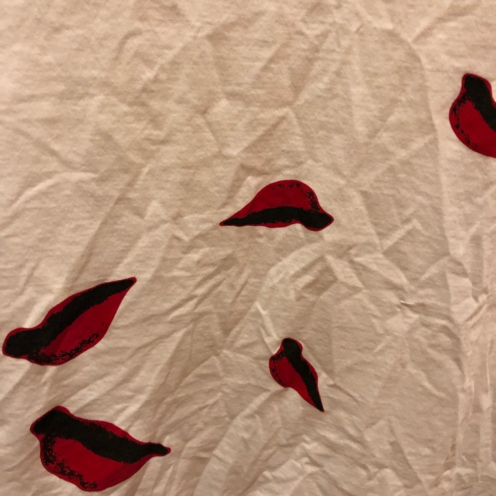 DVF Unique Graphic T-Shirt - Picture 6 of 8